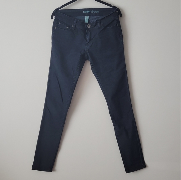 DENIM Co Dark Wash Low Rise Skinny Jeans - Picture 8 of 10